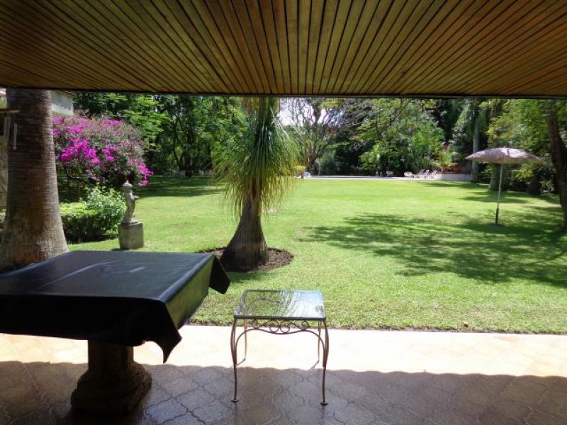 {"esp":"Casa 1"}