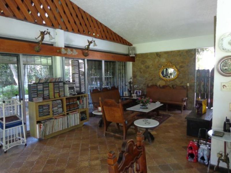 {"esp":"Casa 1"}