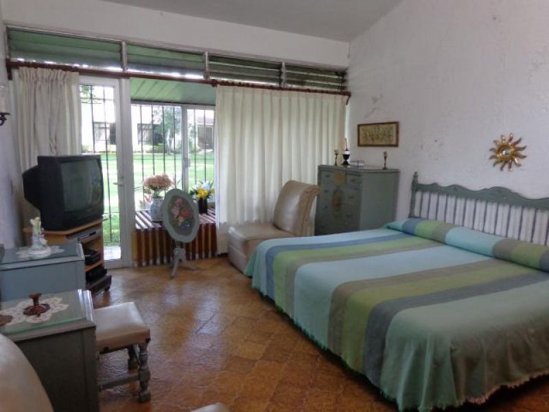 {"esp":"Casa 1"}